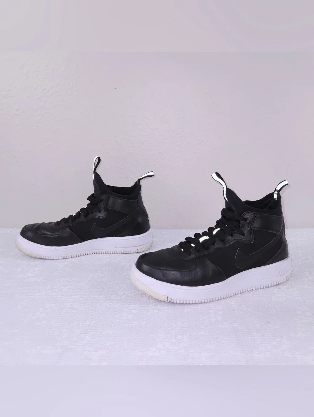 NIKE Air Force 1 Ultraforce Mid Sneakers US 8 Black White